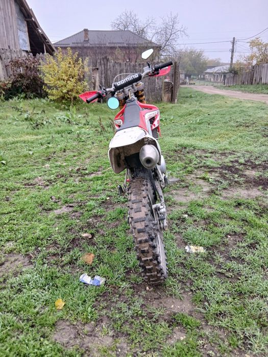 Vand Honda 125 4t Cross