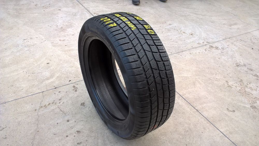 O anvelopa iarna 255 50 20 continental wintercontact TS 830P cu 7,8 mm