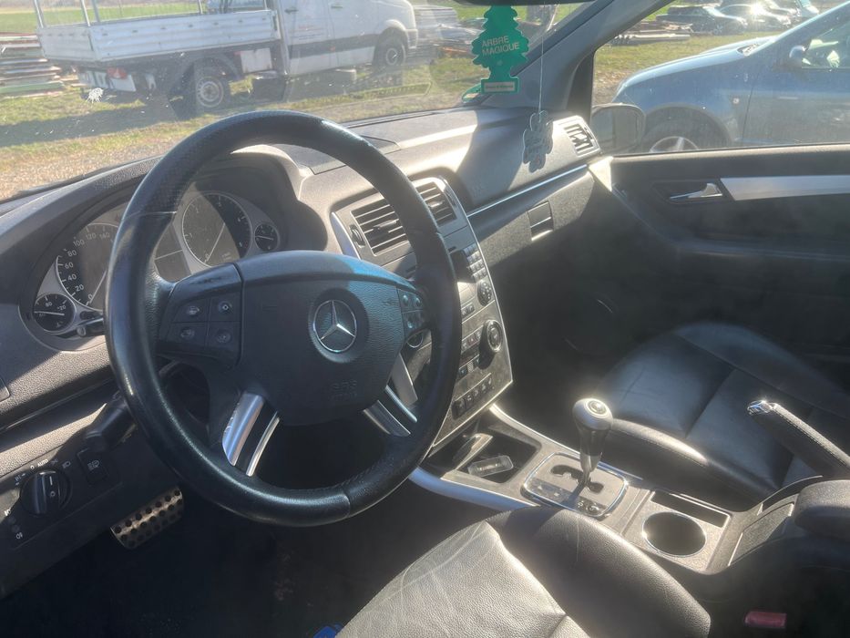 Mercedes B-klaase 200