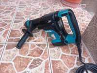 Demolator de la makita HM0871C