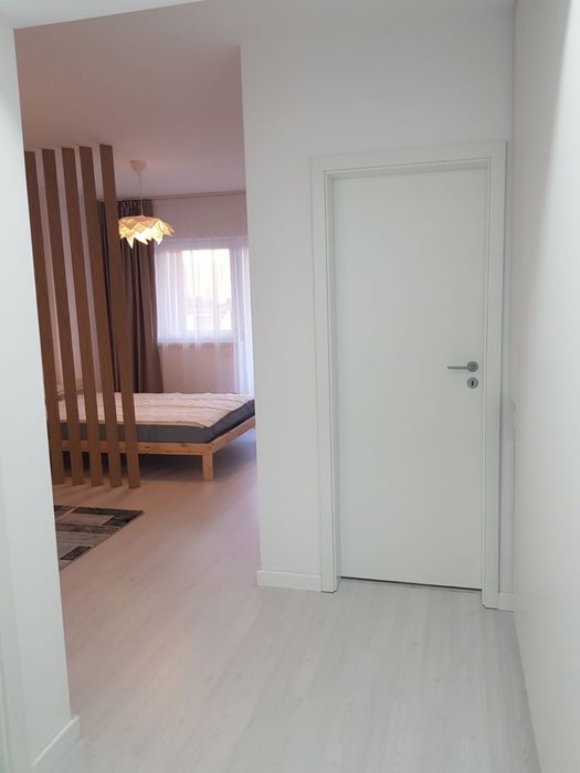 Garsoniera de inchiriat 5 min metrou - loc de parcare-piscina