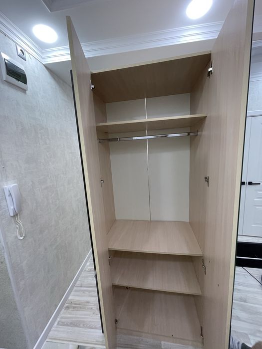 Шкаф прихожей сатылады