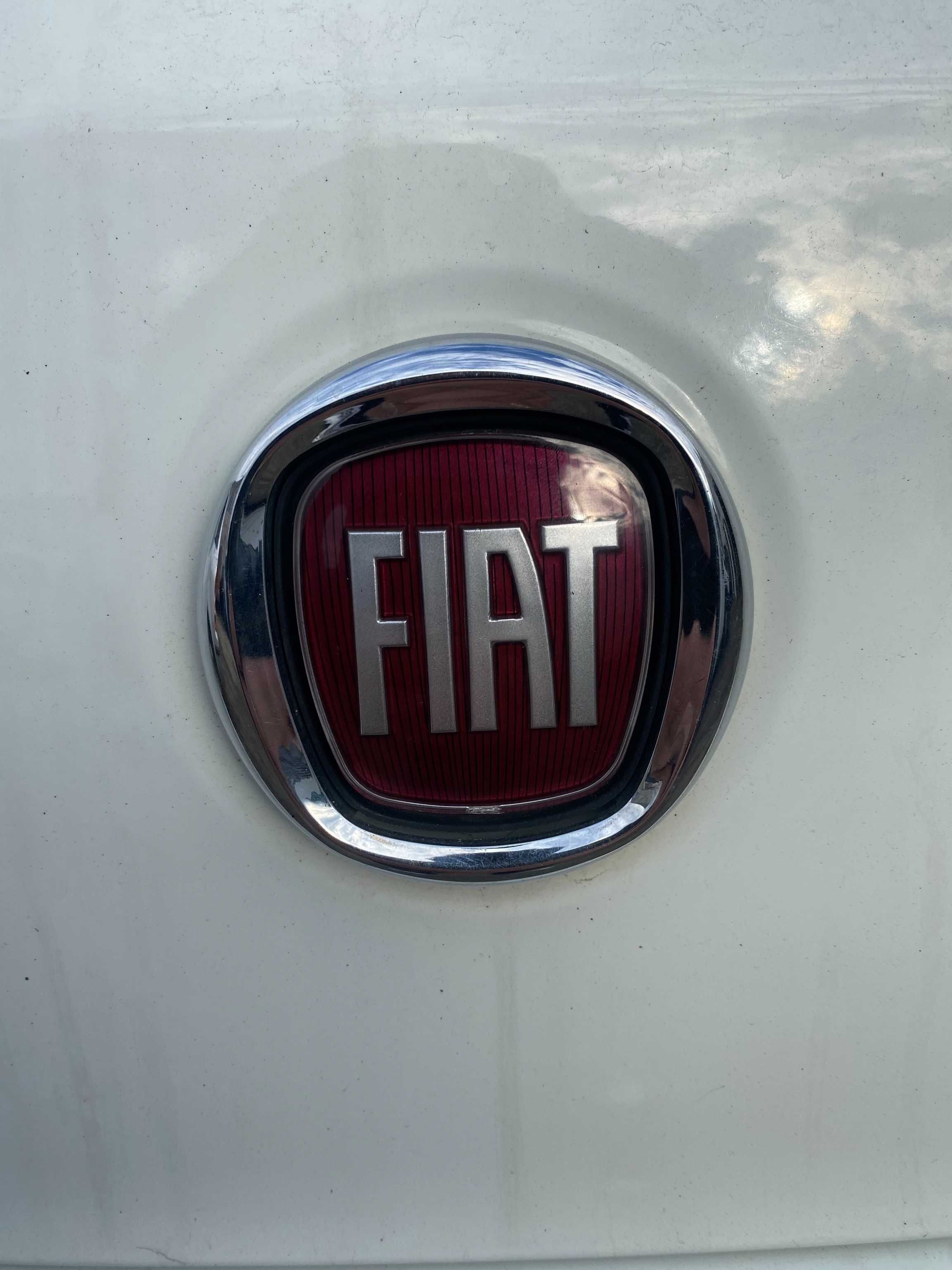 Емблема фиат fiat