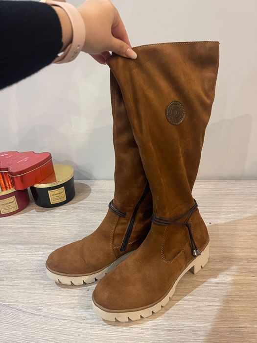 Vand cizme piele intoarsa Rieker, marime 38