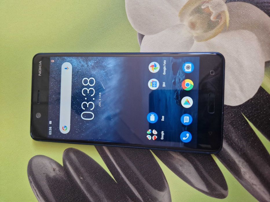 Nokia 5 + SD Card 32GB