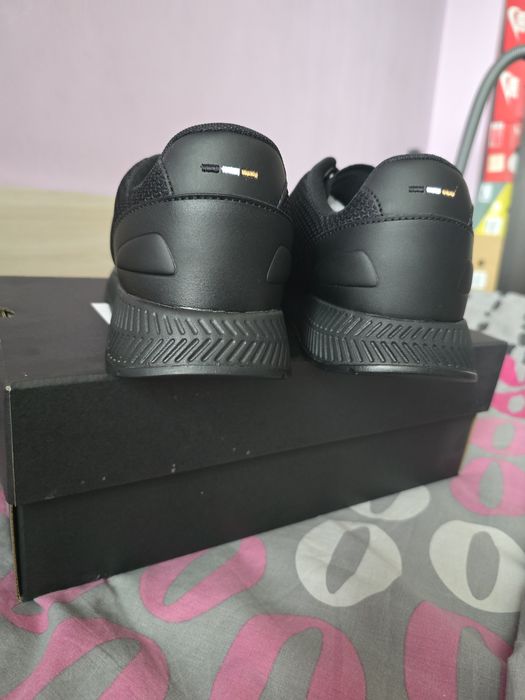 Маратонки BOSS Titanium