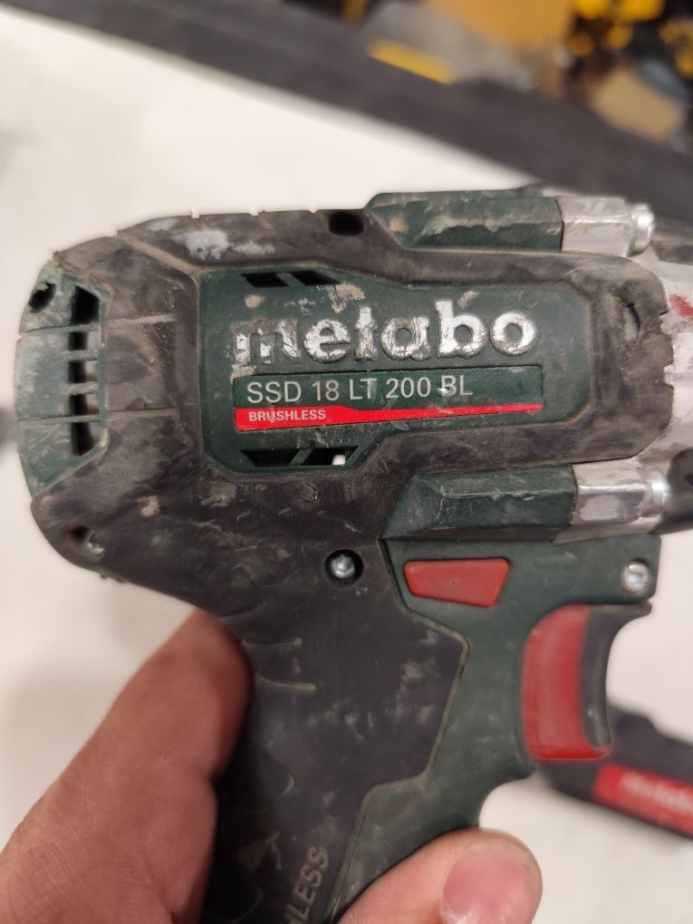 Акумулаторен импактдрайвър Метабо Metabo SSD 18 LT 200 BL + 2 Ah