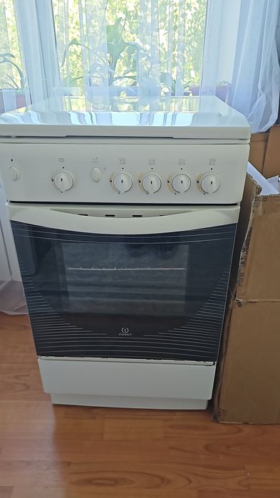 Продам газ плита.б/у