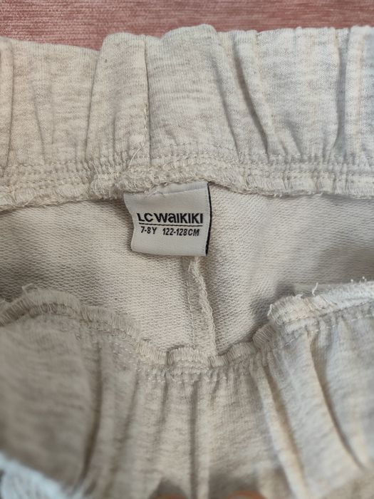 Lot 4 pantaloni fete, măr. 128