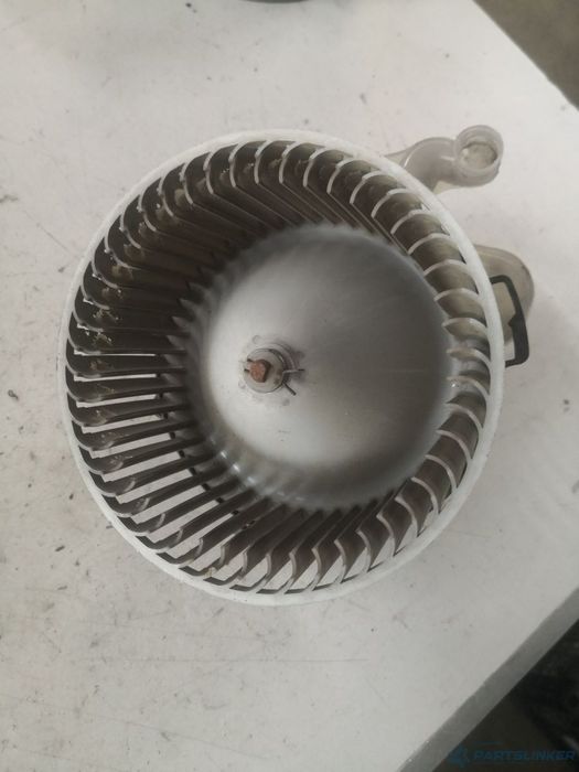 Aeroterma  MAZDA 3 2005> OEM 8940000270