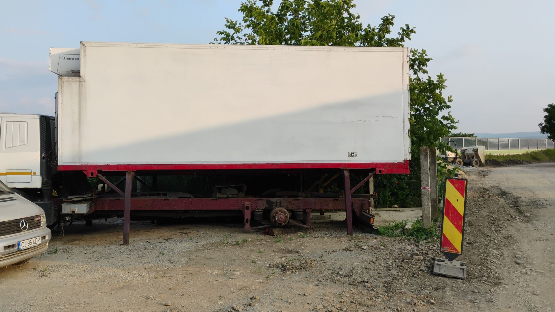 Iveco Eurocargo 12E25 Euro 5 Frigorific Dube frigorifice