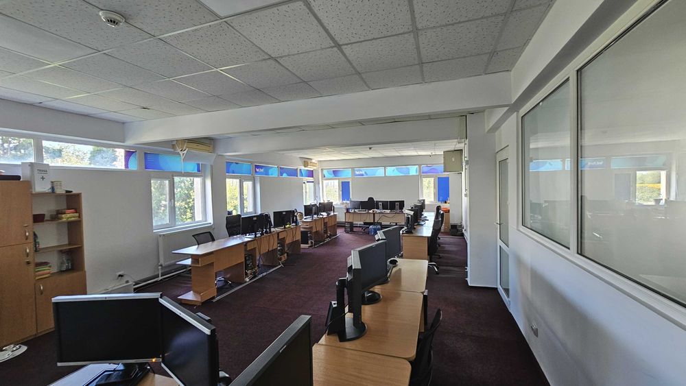 Birouri de inchiriat,  20 mp si 28 mp Nicolina - Selgros