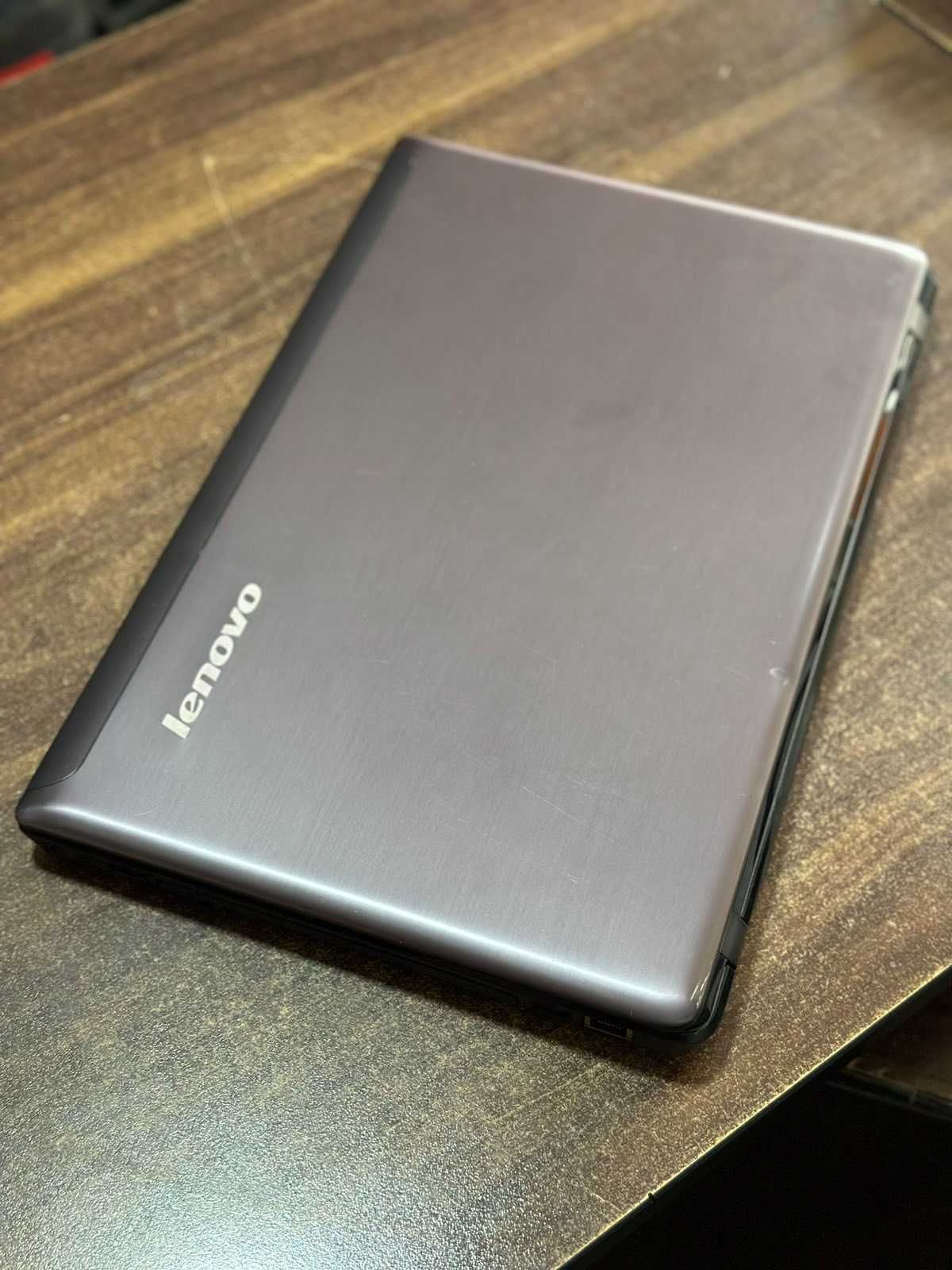 Lenovo Z570 -8 RAM-240 SSD