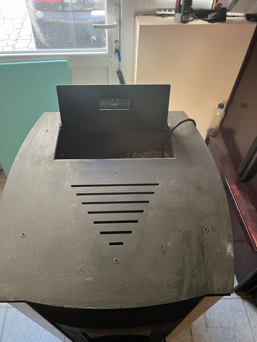 Печка на пелети,използвана два сезона.