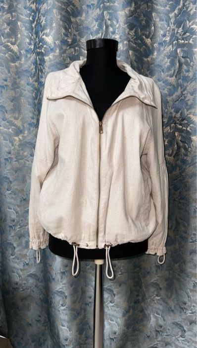 Jacheta model deosebit Esprit