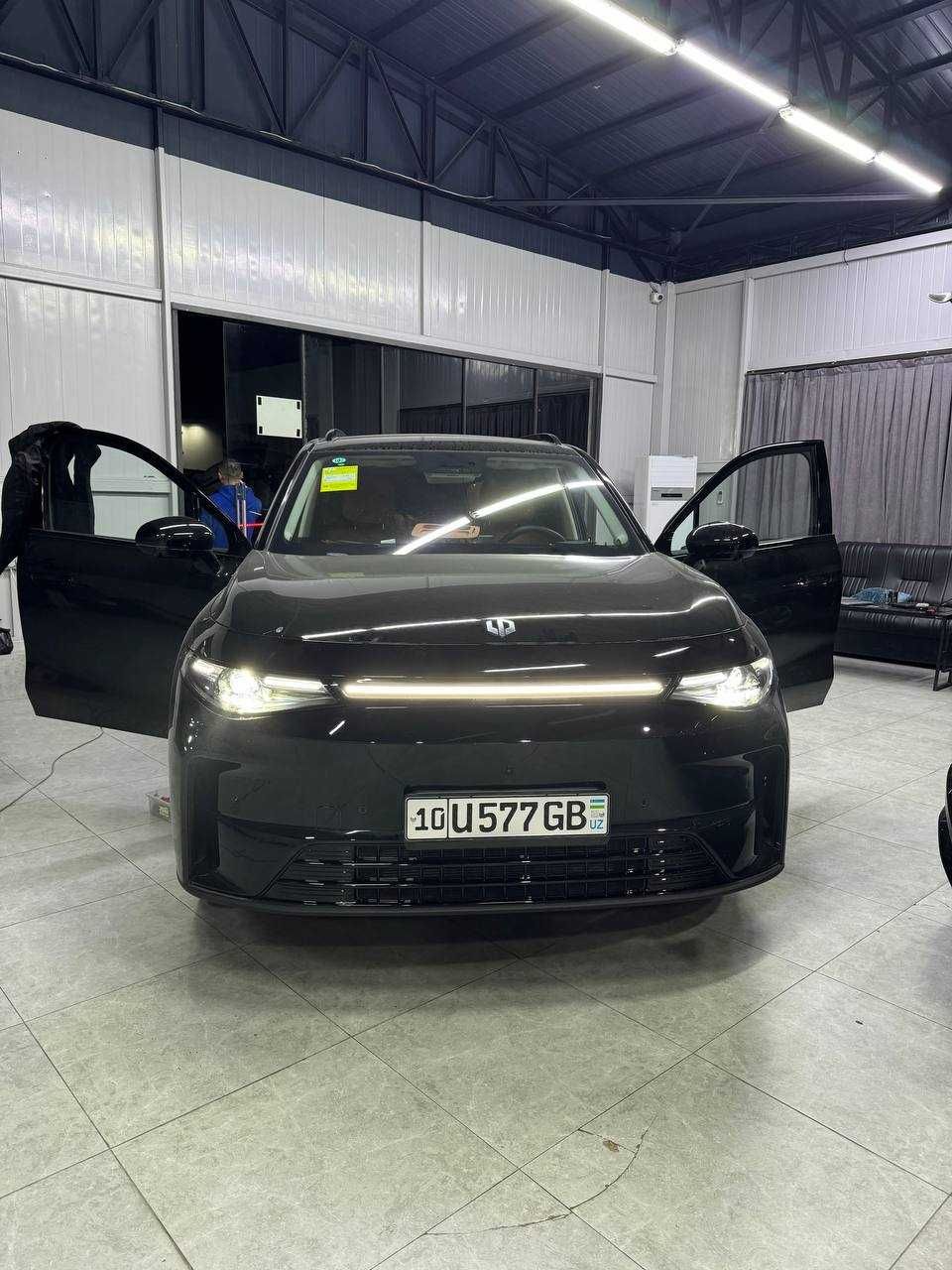 Leapmotor C16 yengil krossover