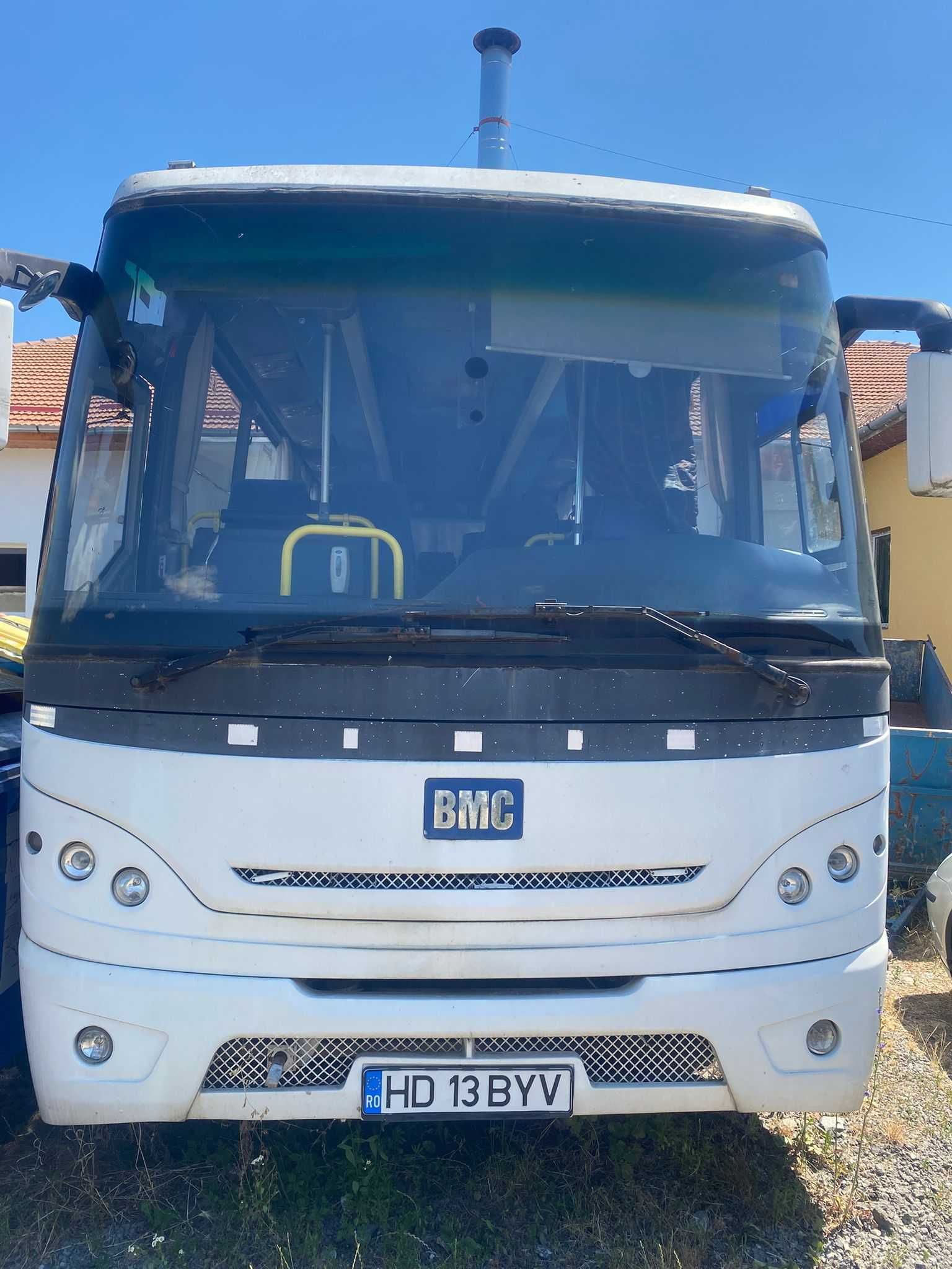 Autobuz BMC 750 FE