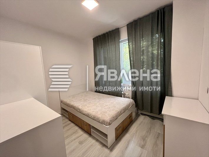 Дава се под наем Тристаен апартамент в Бургас, Лазур - 85 кв.м за 750 € - Снимка #4