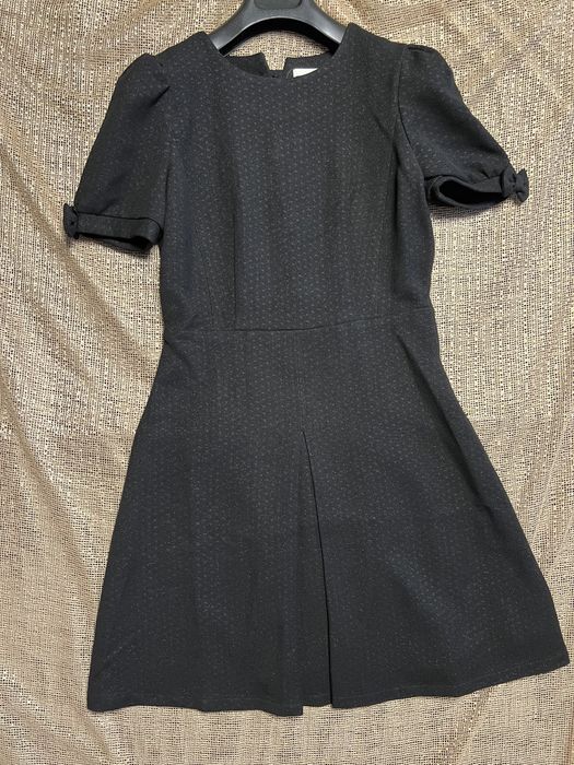 Платья 40, 42 размеров