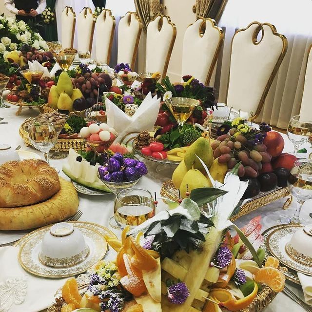 Stol stul,chinni idishlar,naves,qozon oʻchogʻ,samovor prokat beramiz