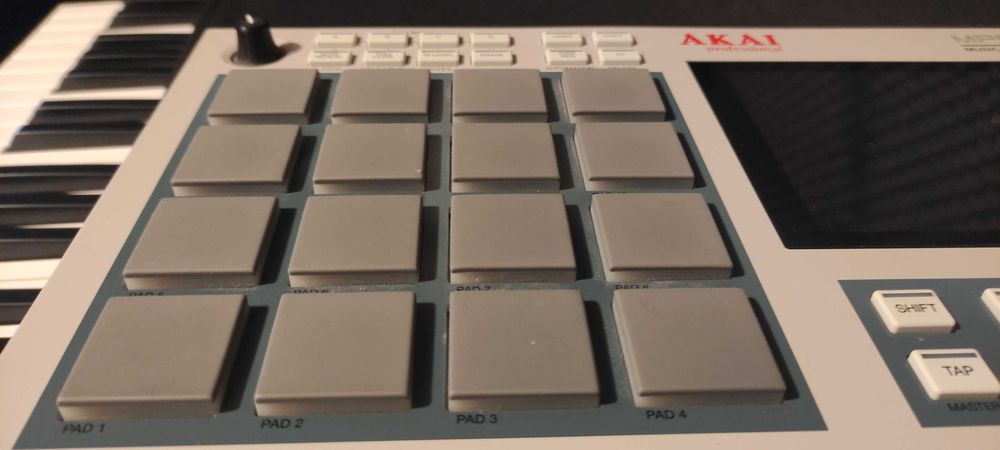 Vand - MPC Live 2 - Retro Edition