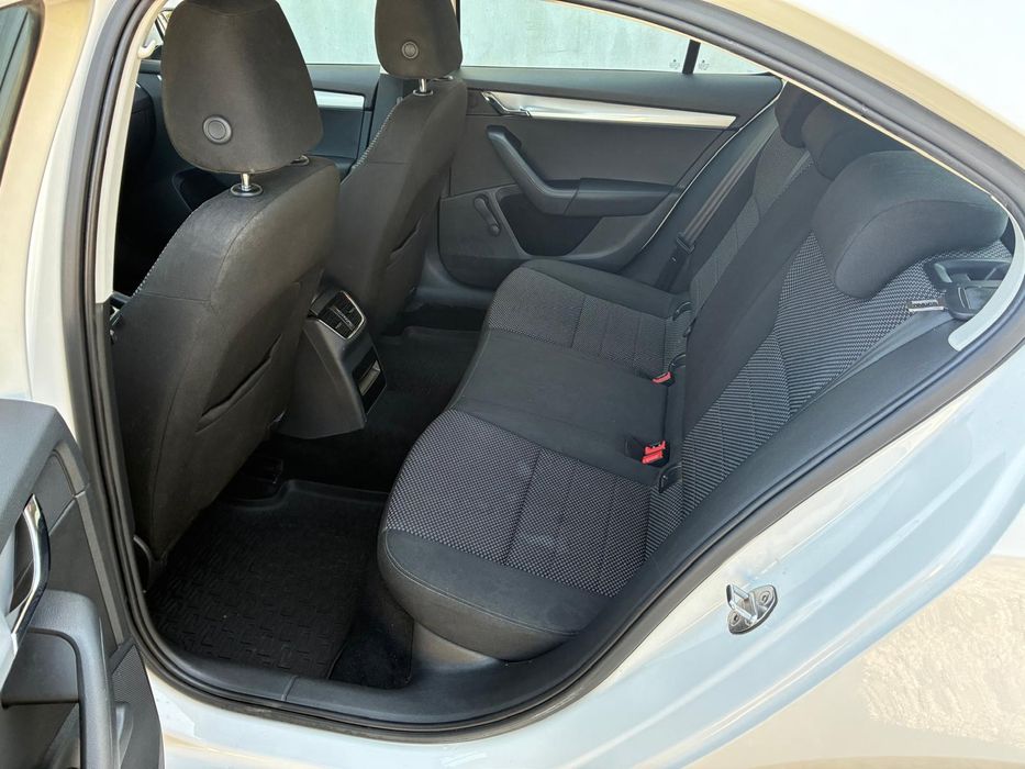 Vând Skoda Octavia 1,6 Tdi 2017