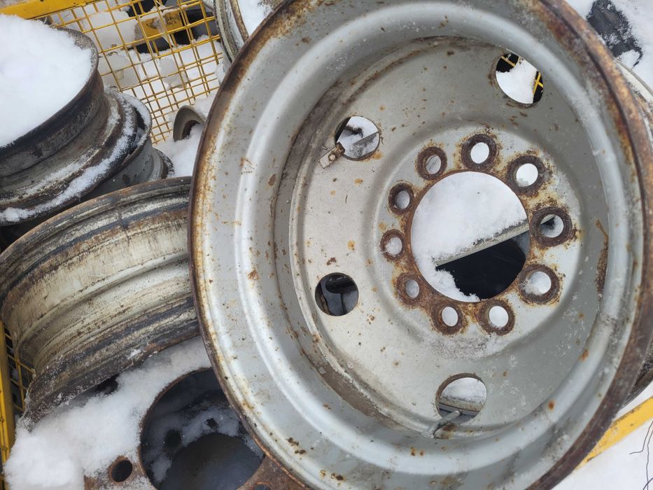Anvelope si jante cu 10 gauri pentru trailer 235 si 245R17.5 si R19.5
