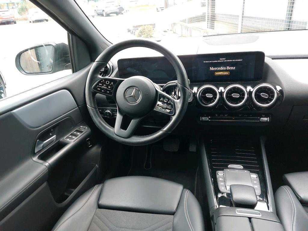 mercedes Benz B class 2021 model nou ecran tableta mare 3D