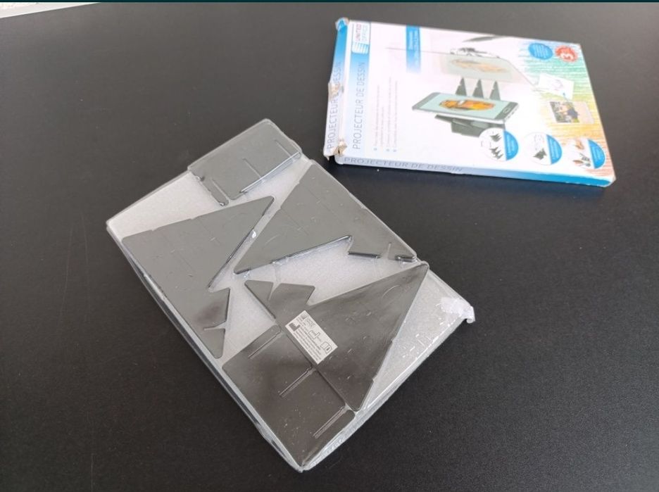 Proiector optic pentru mobil tableta, copiere desene schite copii