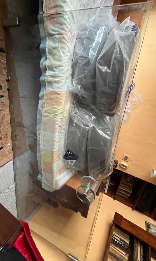 Стъклена врата за магазин и офис.