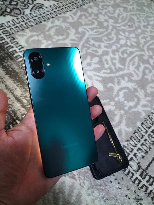 Продам Samsung  A07 128g в отличном состоянии