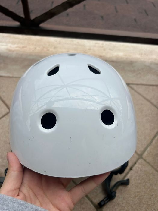 două căști pt bicicletă/trotineta
