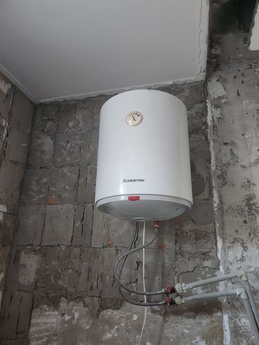 Водонагреватель   .