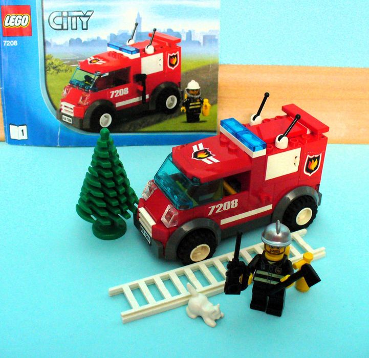 LEGO City Пожарни автомобили модели 60001, 7942 и 4427