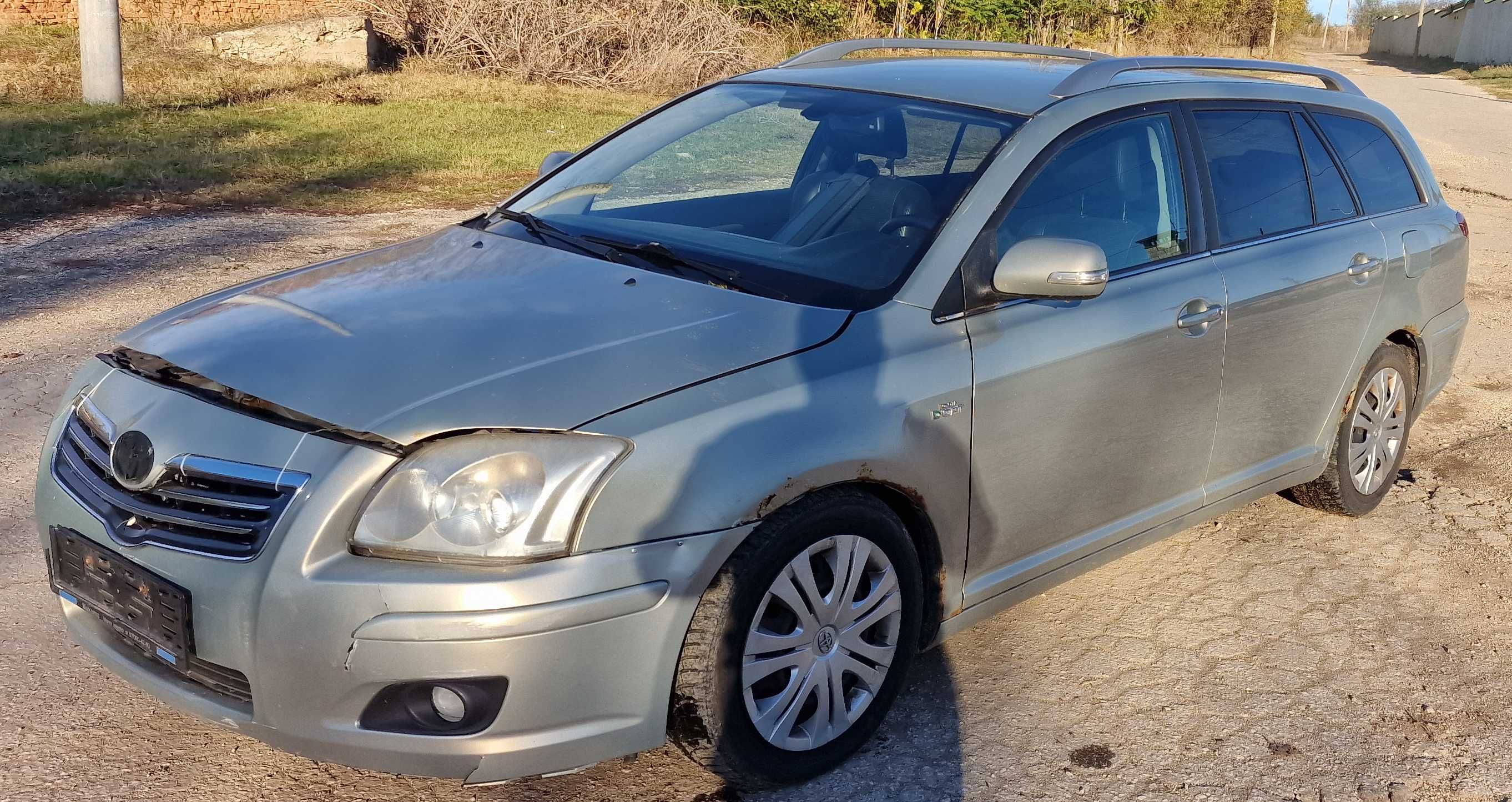 Toyota Avensis 2.2 D-CAT на части Тойота Авенсис 2.2 Д-КАТ на части