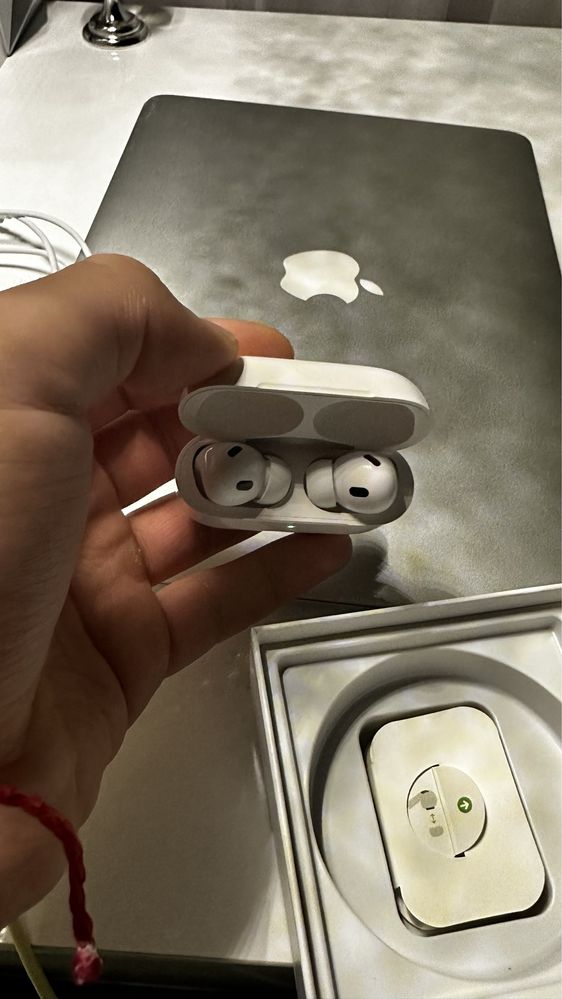 Air pods pro 2 :)