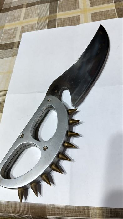 Ръчно изработен нож,от филма- Кобра