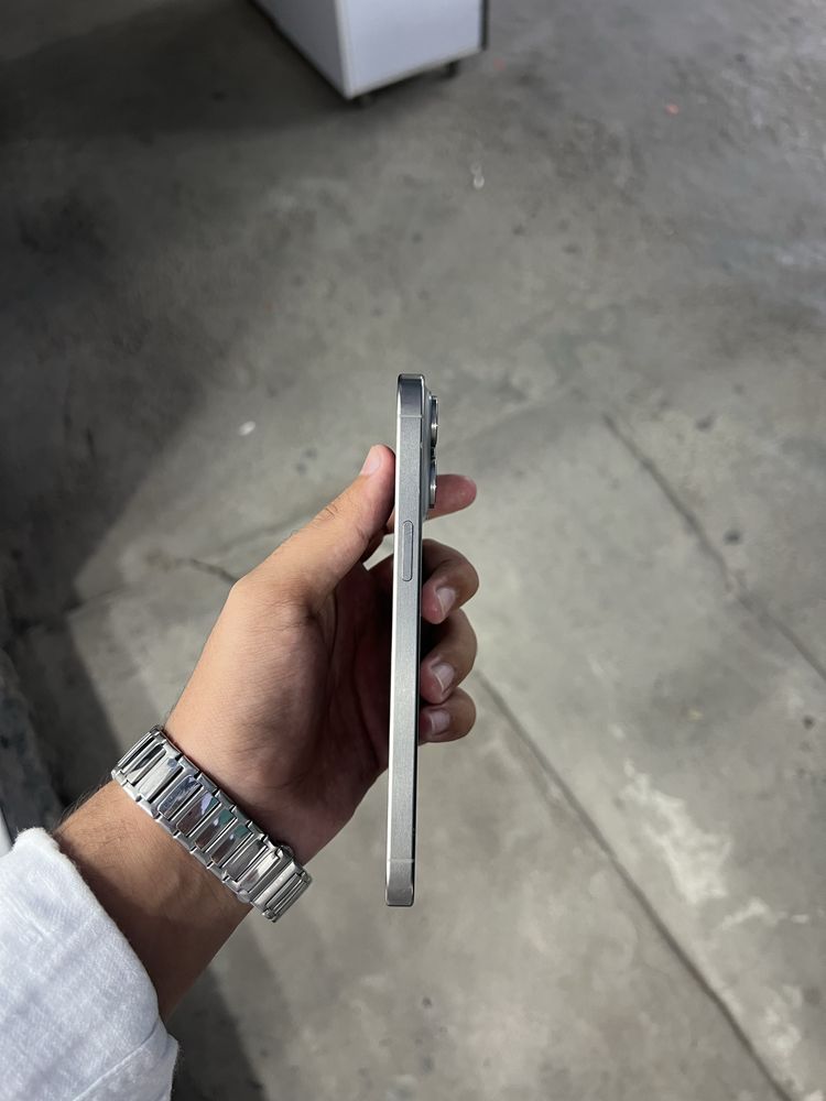 iPhone 15 Pro Max срочно