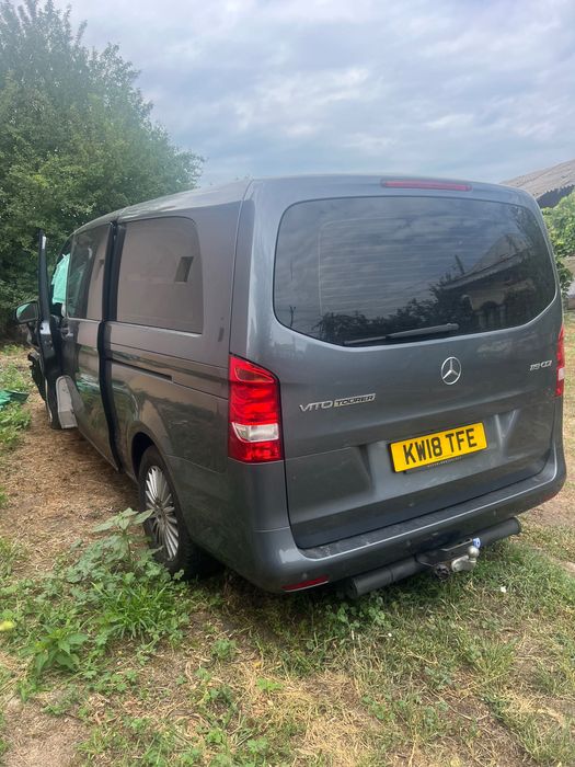 Mercedes Vito 119 8 locuri Avariat