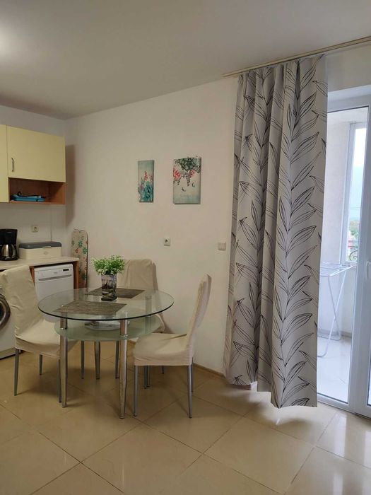 Двустаен апартамент с гледка море– Св. Св. Константин и Елена!