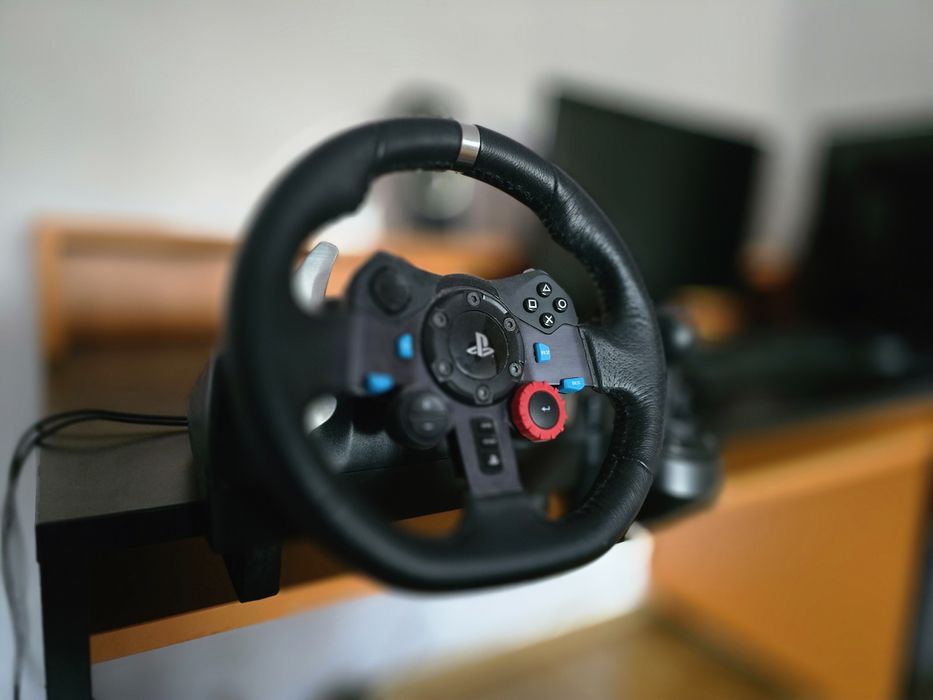 Volan Gaming Logitech G29 + Schimbator
