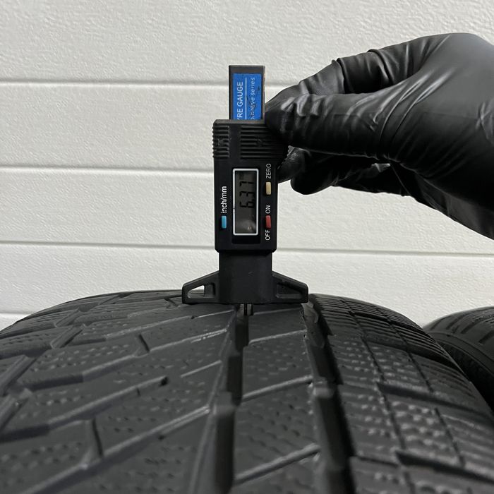 2 Anvelope iarna 235 45 18 Falken DOT 2022