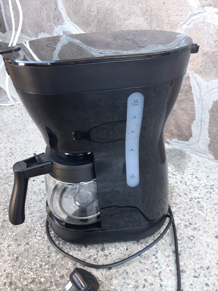 Кафеварка DeLonghi ICM16210.BK