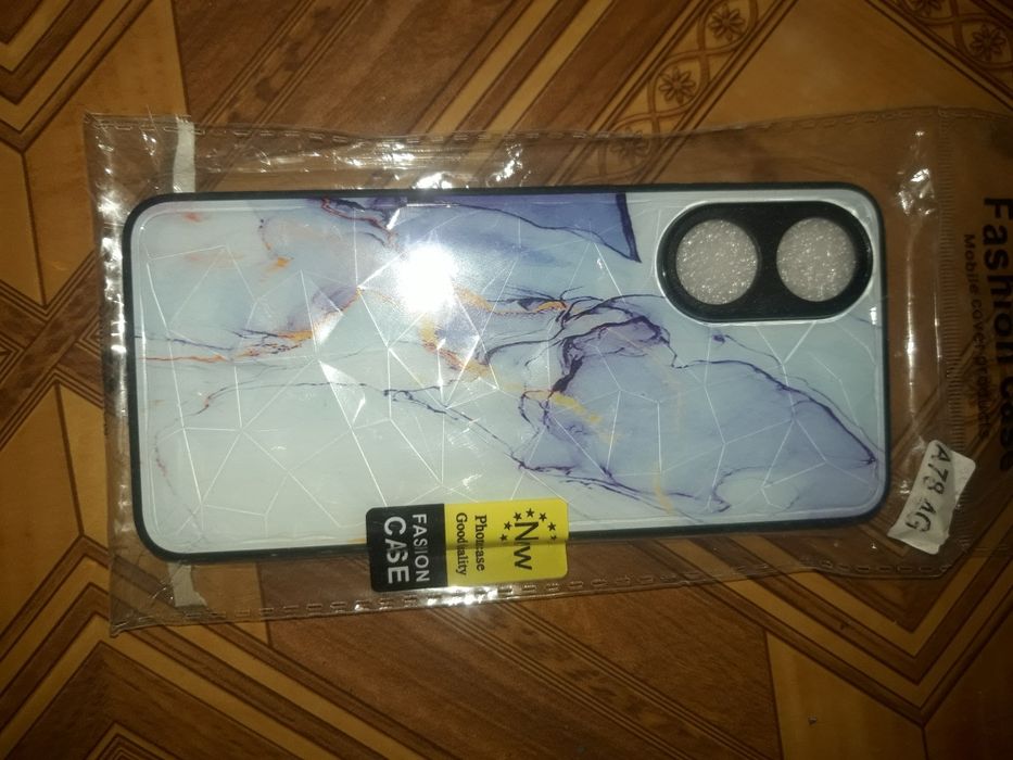 Продам чехол в новом  состоянии