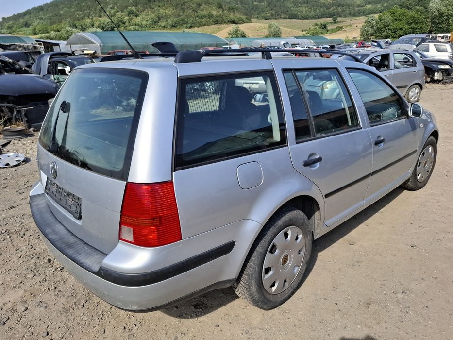Elemente Caroserie VW Golf 4 Variant 1.4i-16v AXP fabricat 2003