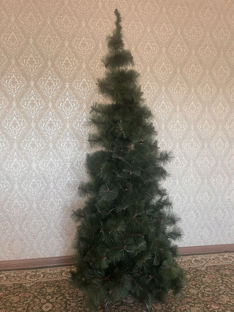 Продается елка, в хорошем состоянии