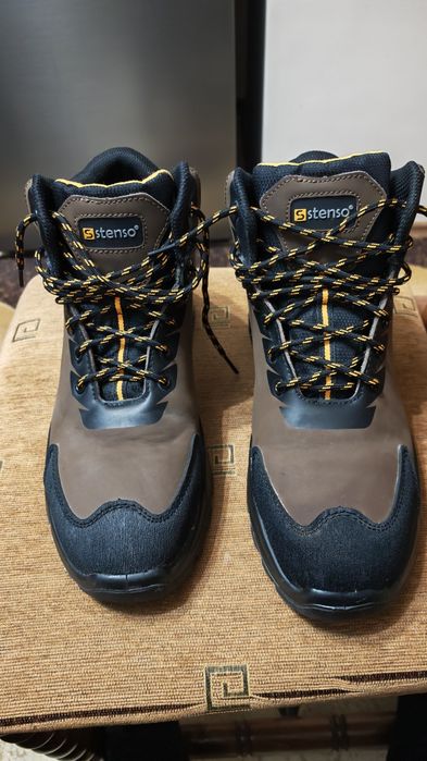 Работни обувки Stenso
