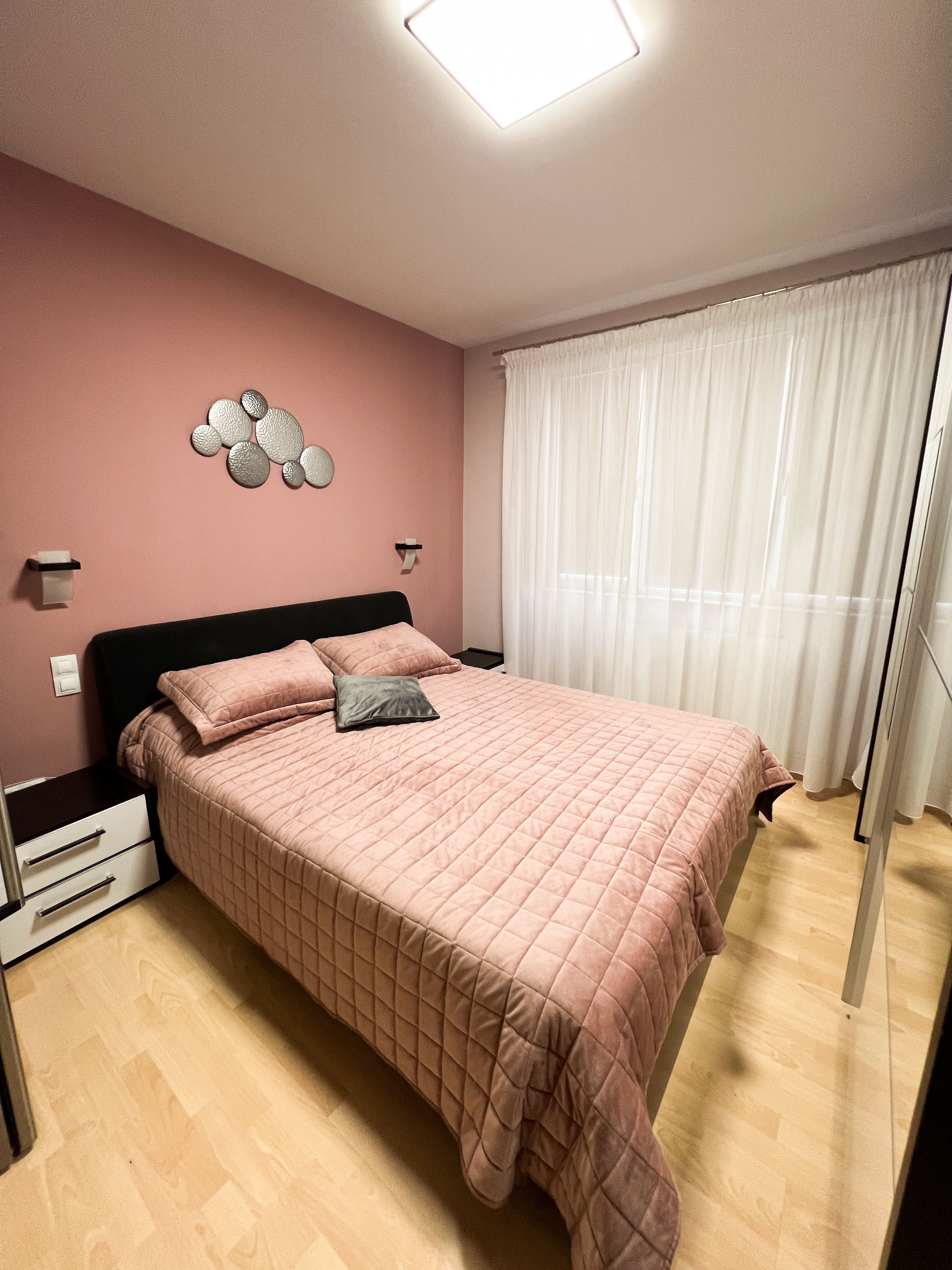 Vand apartament 3 camere mobilat si utilat cartier Sasar