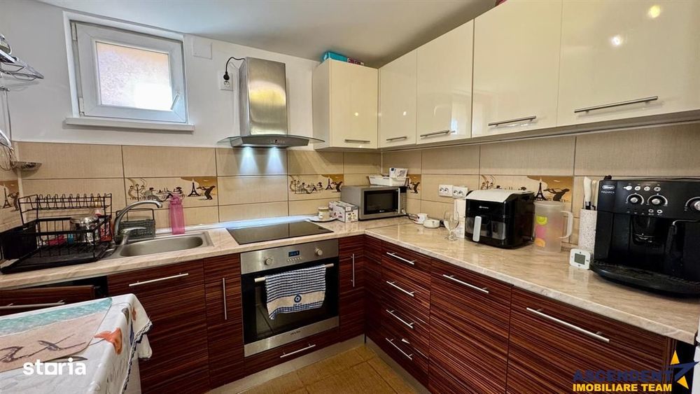 FILM & Tur 3D! Vila eleganta cu garaj si curte amenajata, situata in B