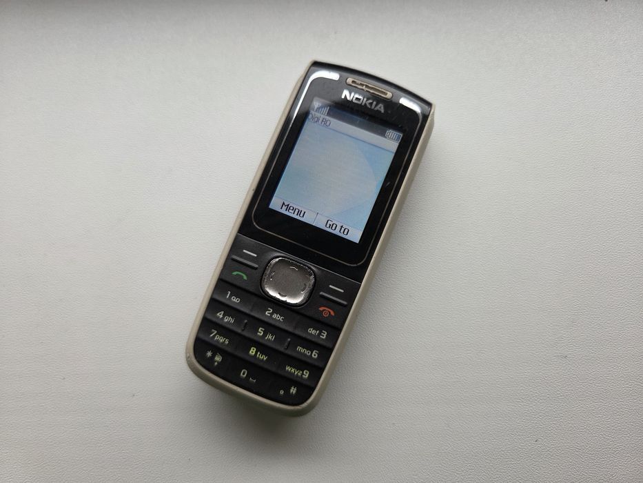 Nokia 1650 - telefon simplu cu butoane
